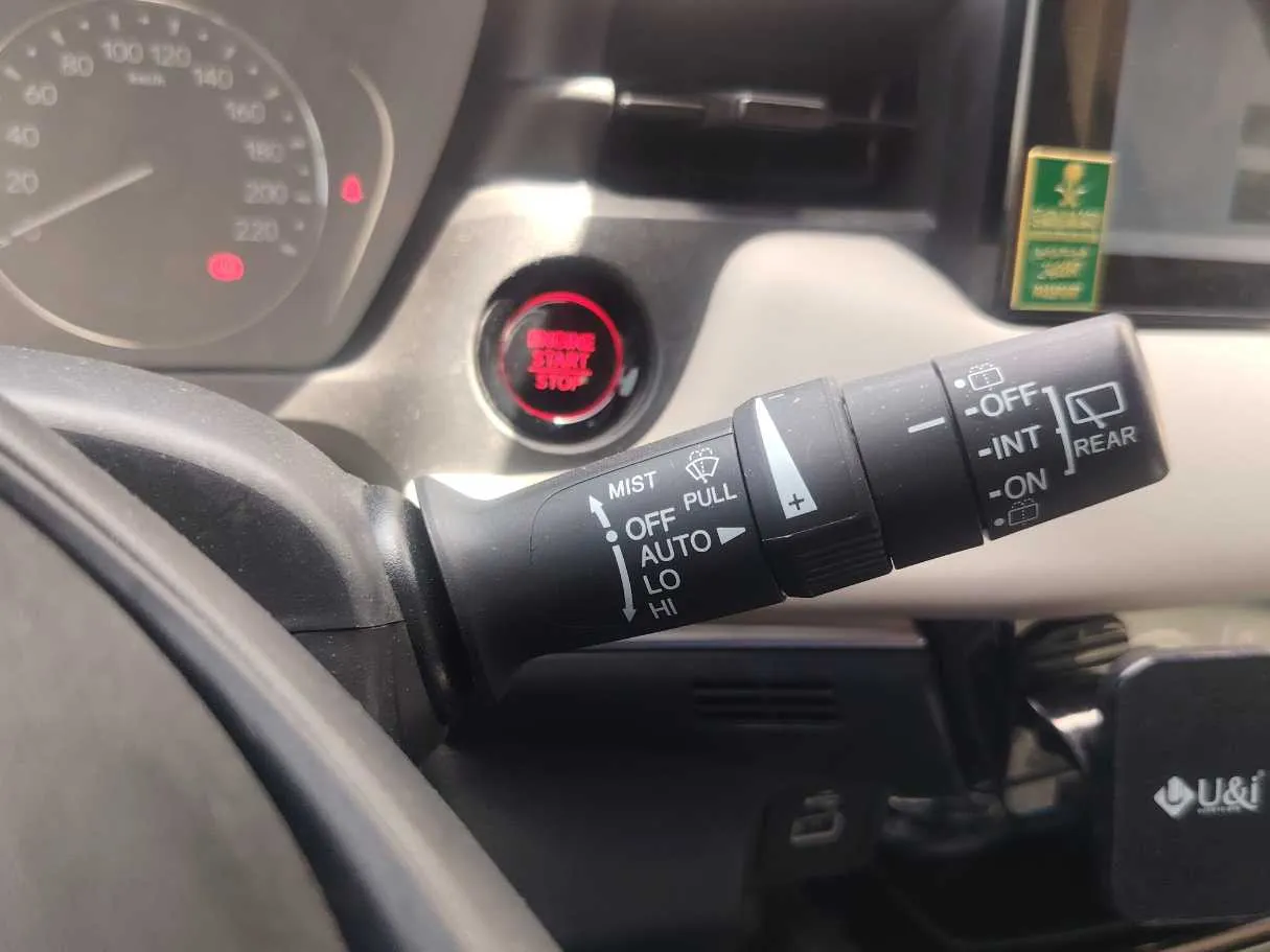 Car image 28