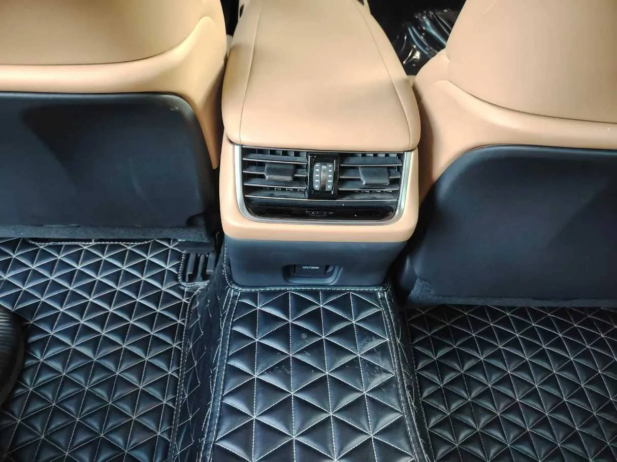 Car image 41