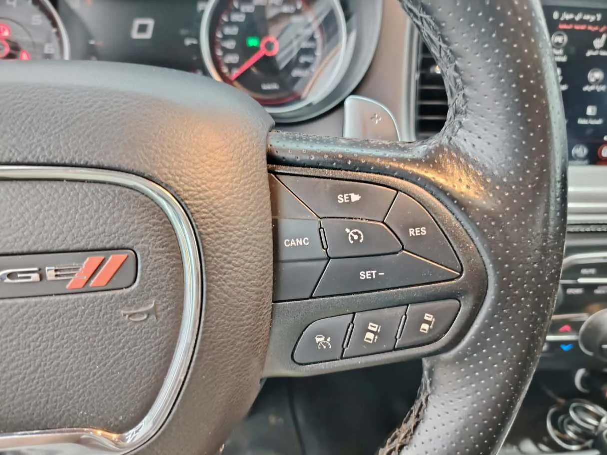 Car image 33