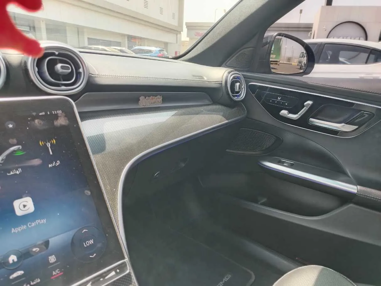Car image 42