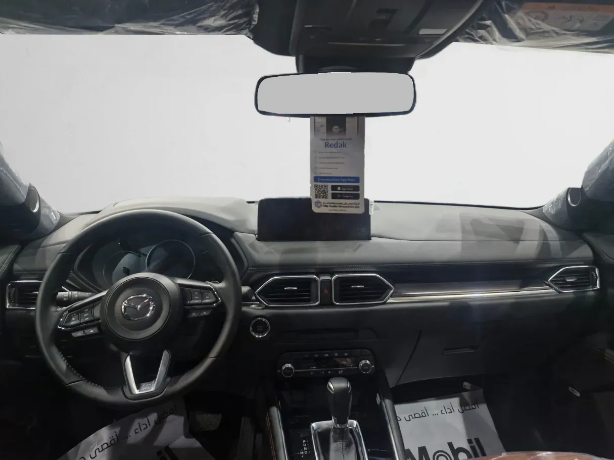 Car image 9