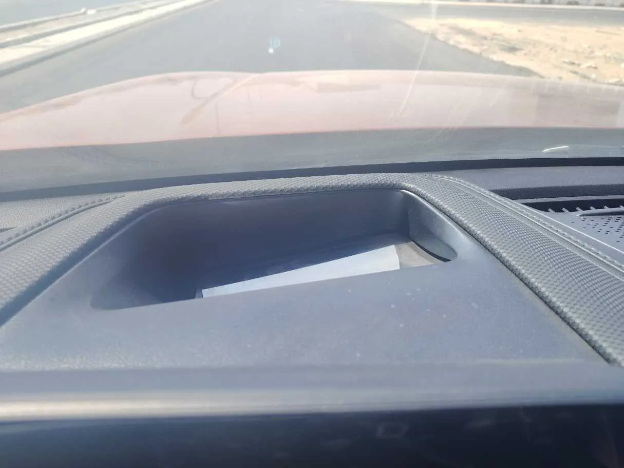 Car image 29