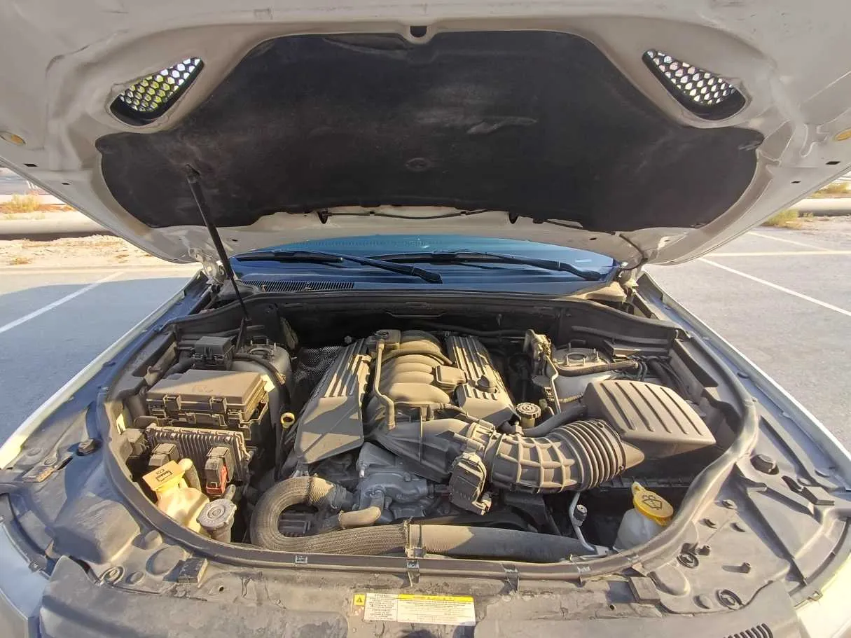 Car image 24