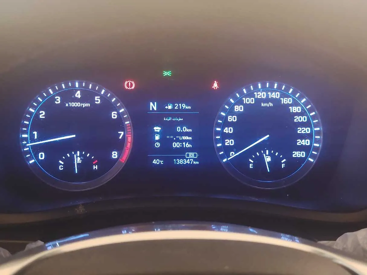 Car image 24