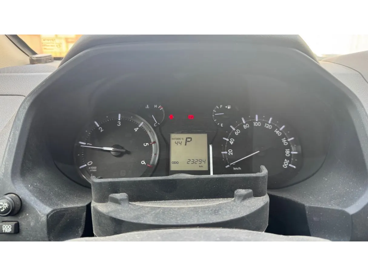 Car image 20