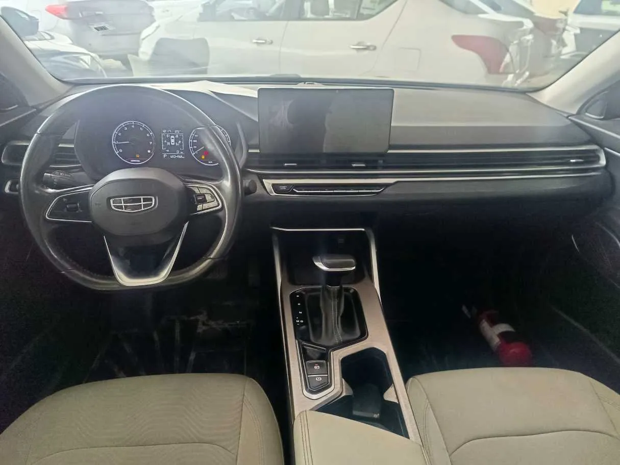Car image 23
