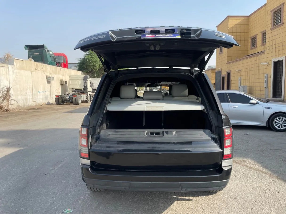 Car image 22