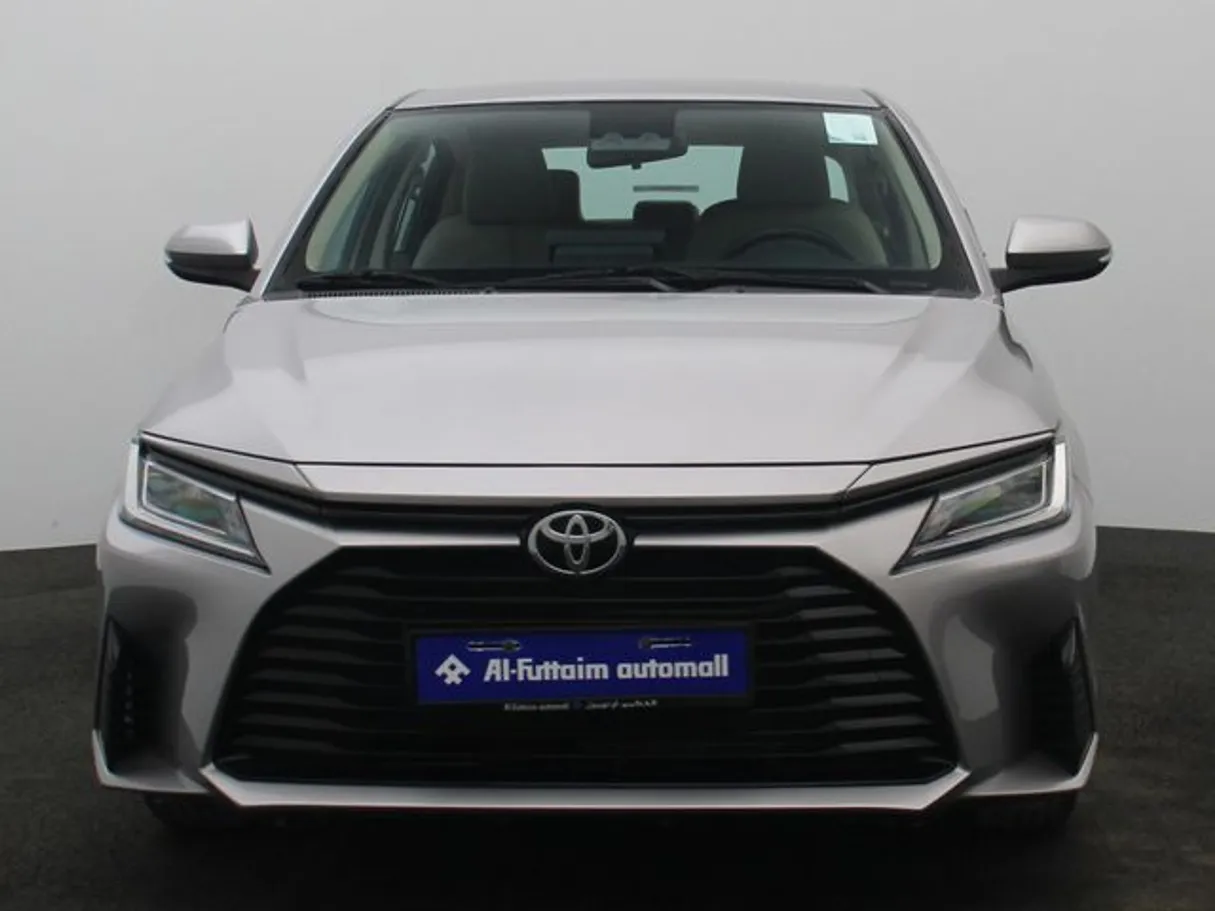 Car image 11