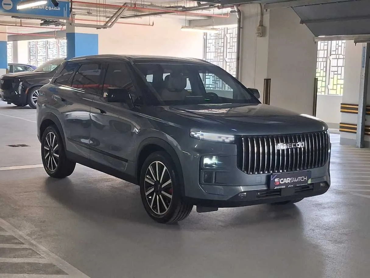 Car image 3