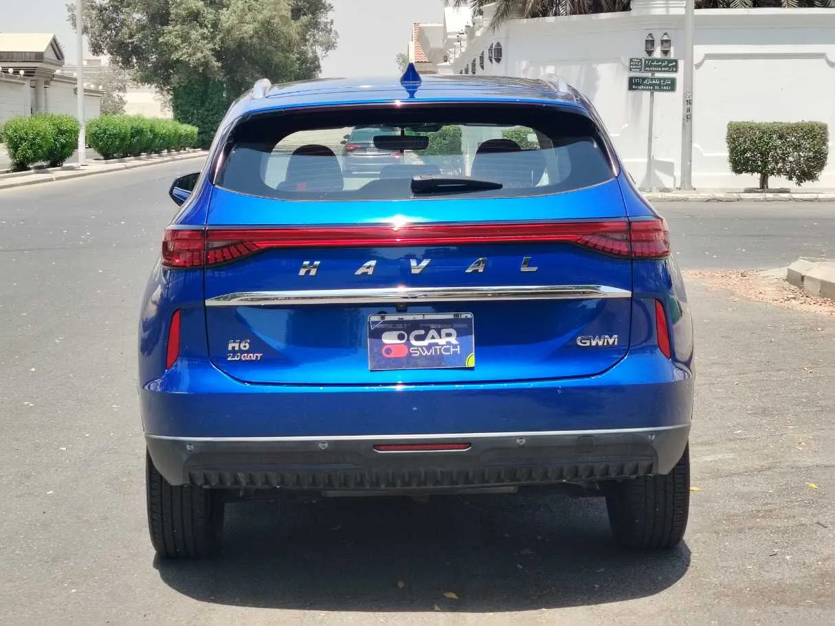 Car image 6