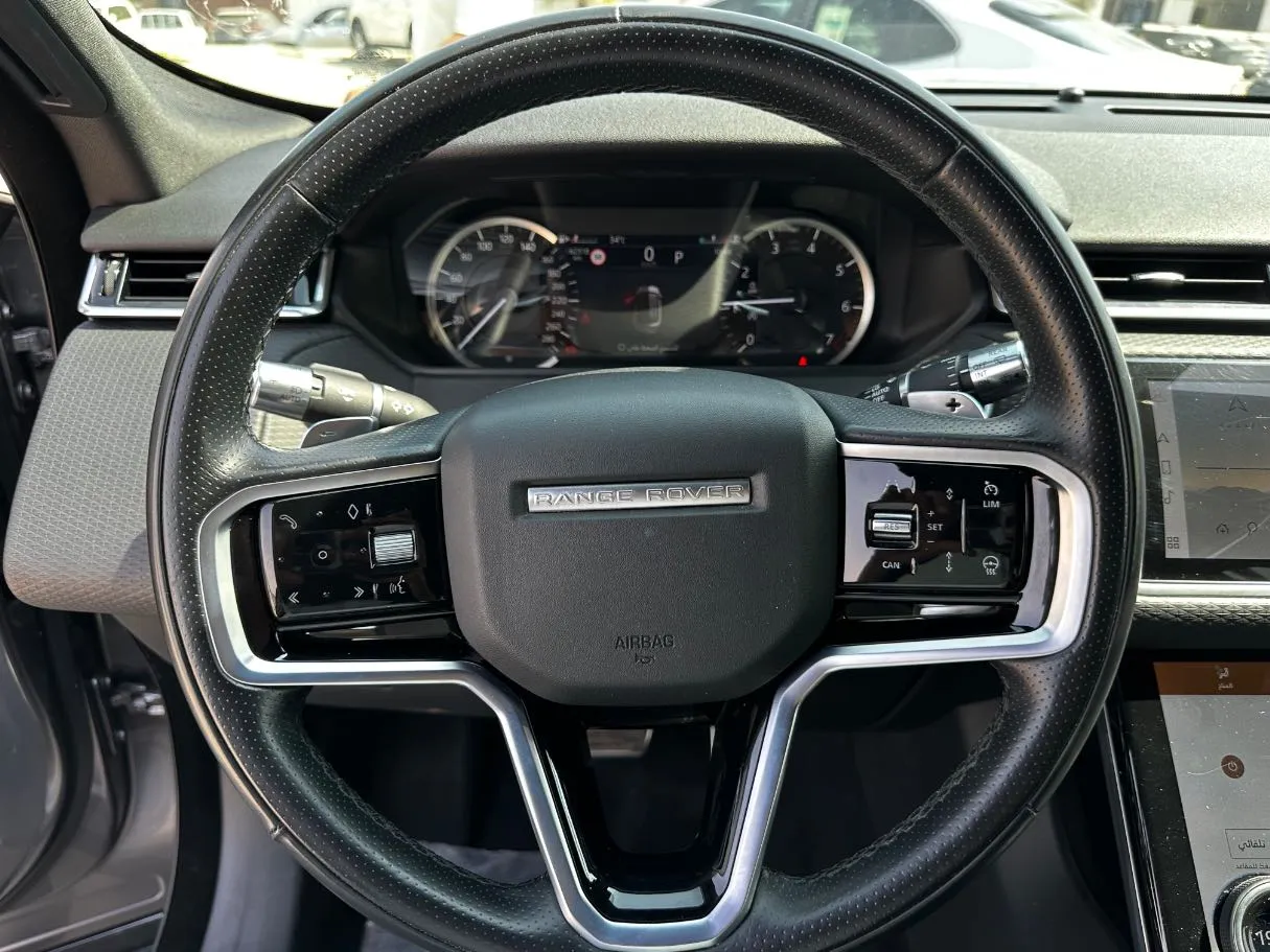 Car image 20