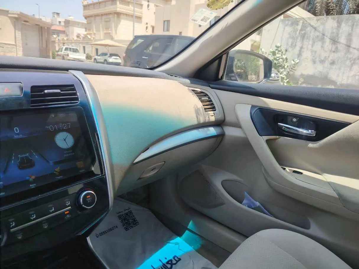 Car image 31