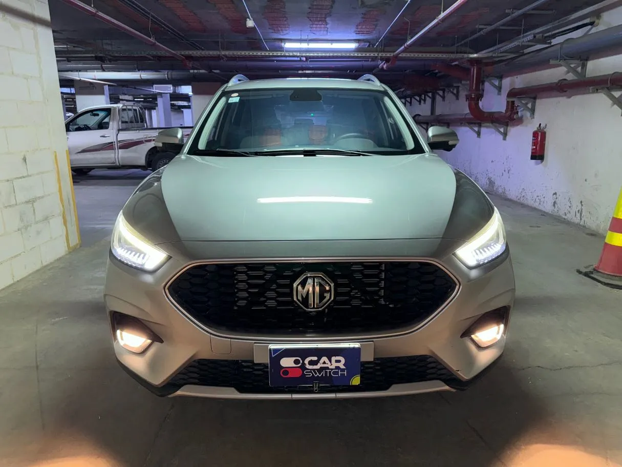 Car image 2