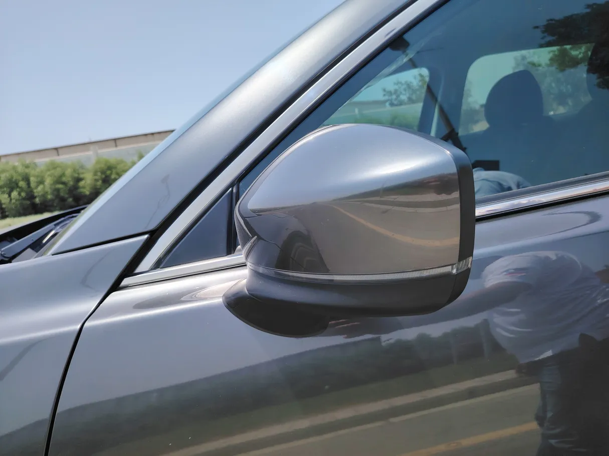 Car image 31