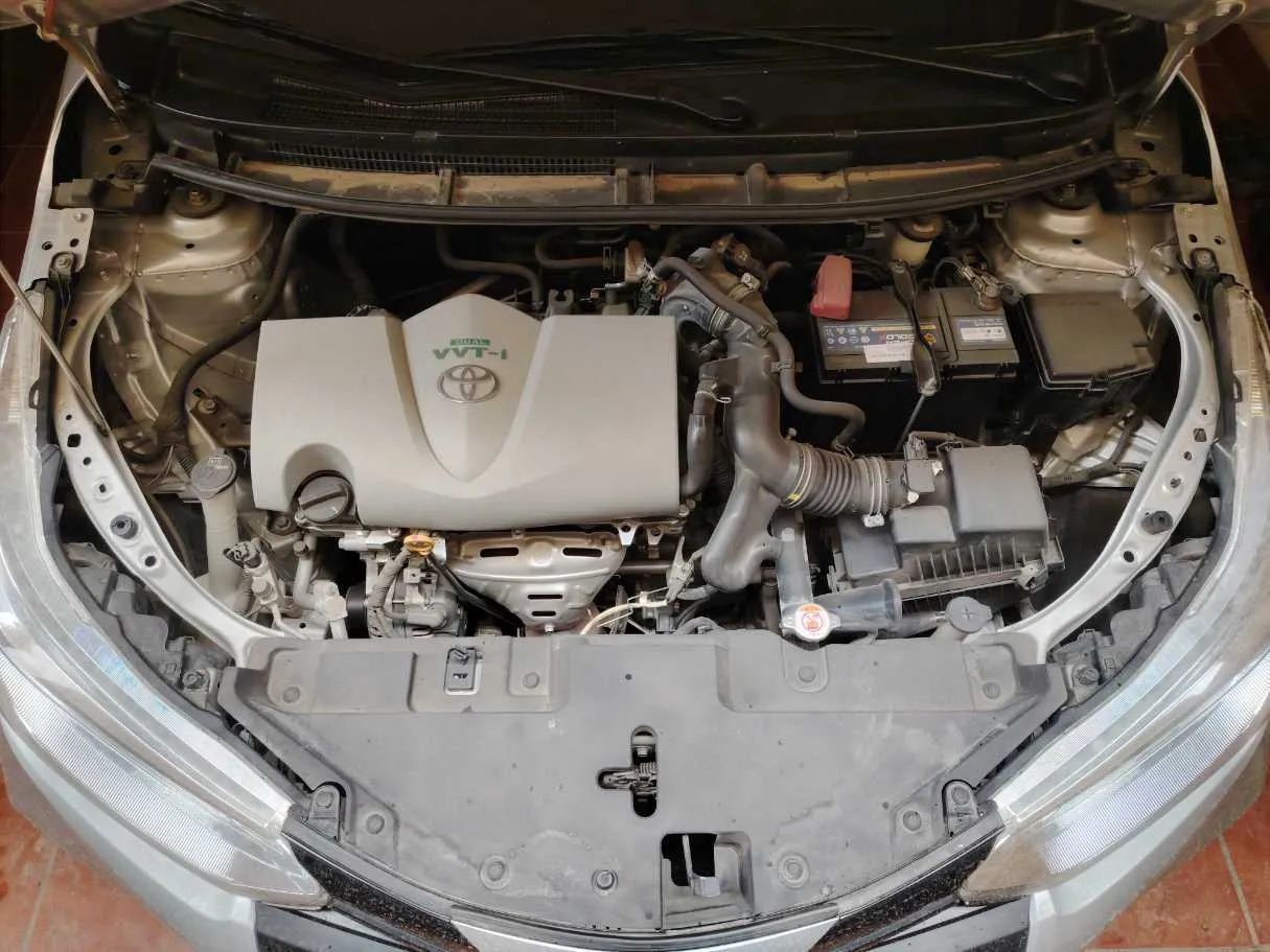 Car image 24