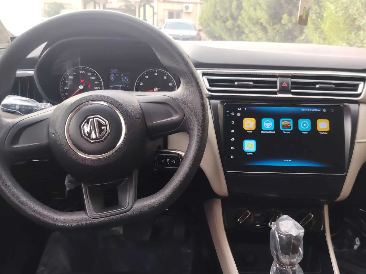 Car image 20