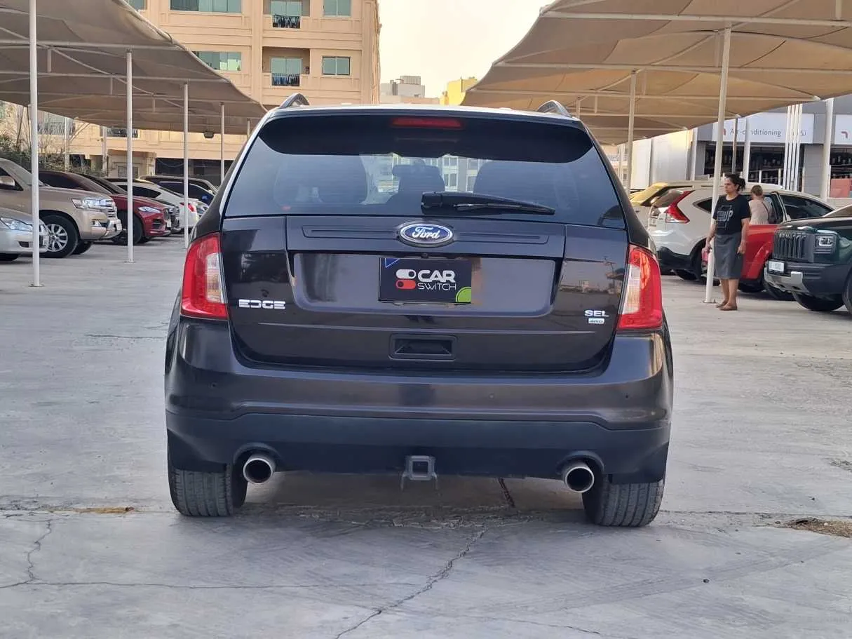 Car image 6