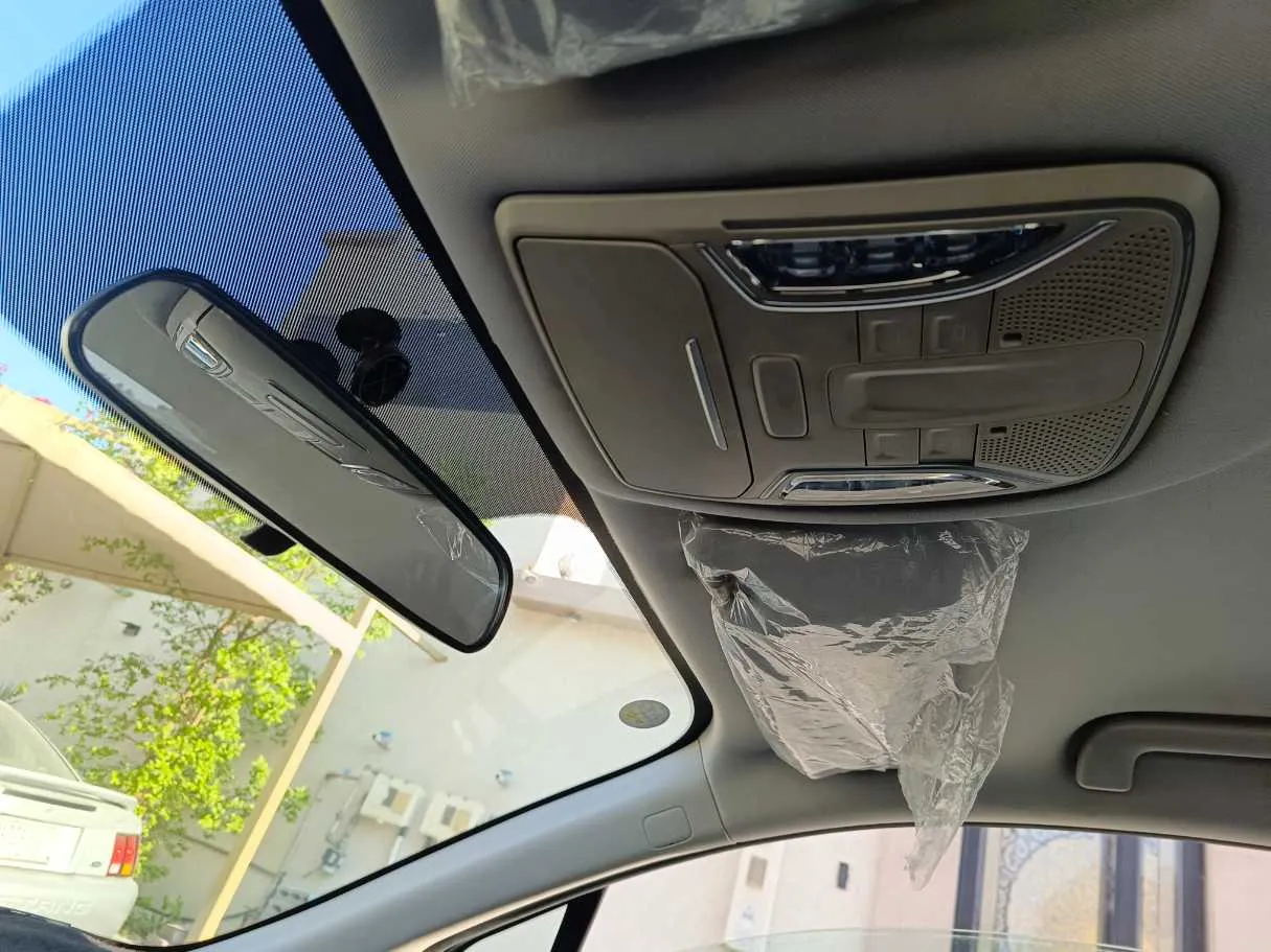 Car image 31