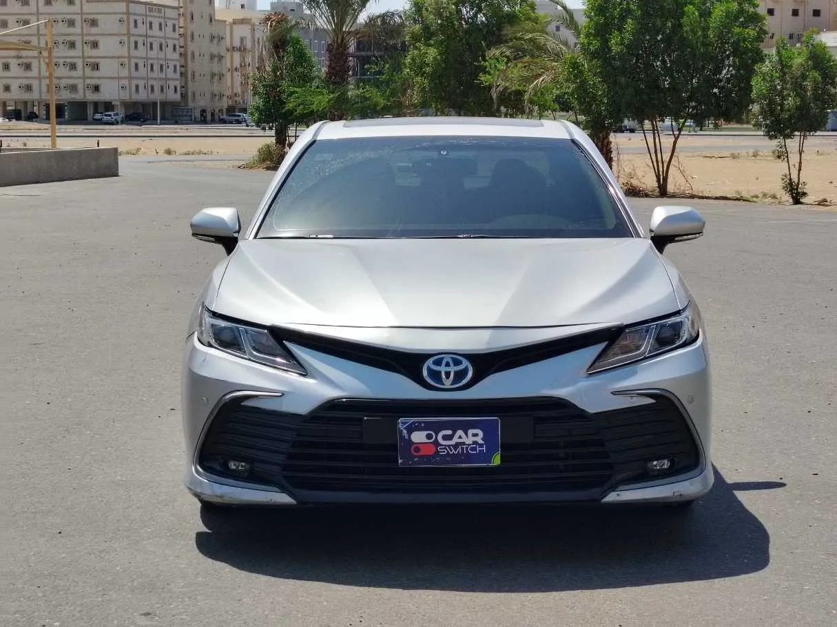 Car image 2