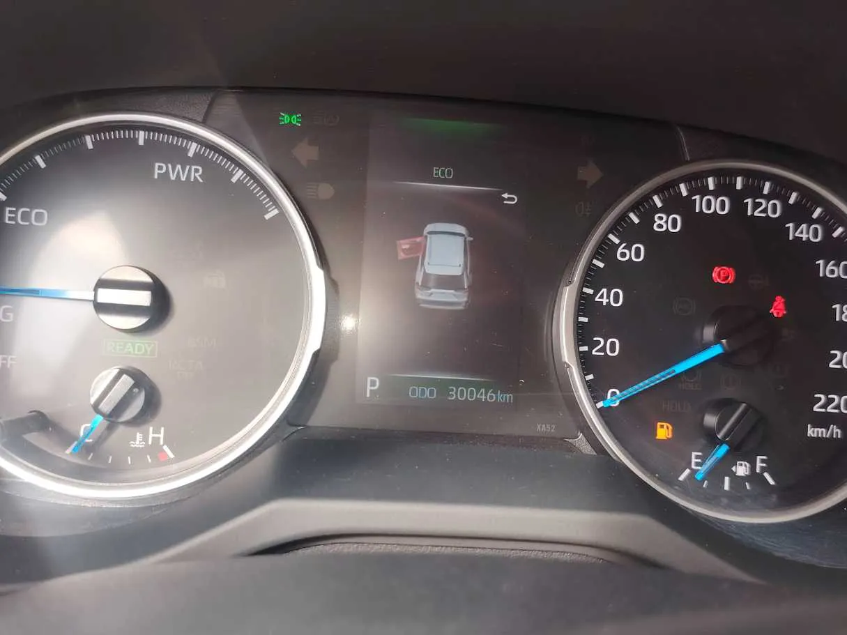 Car image 21