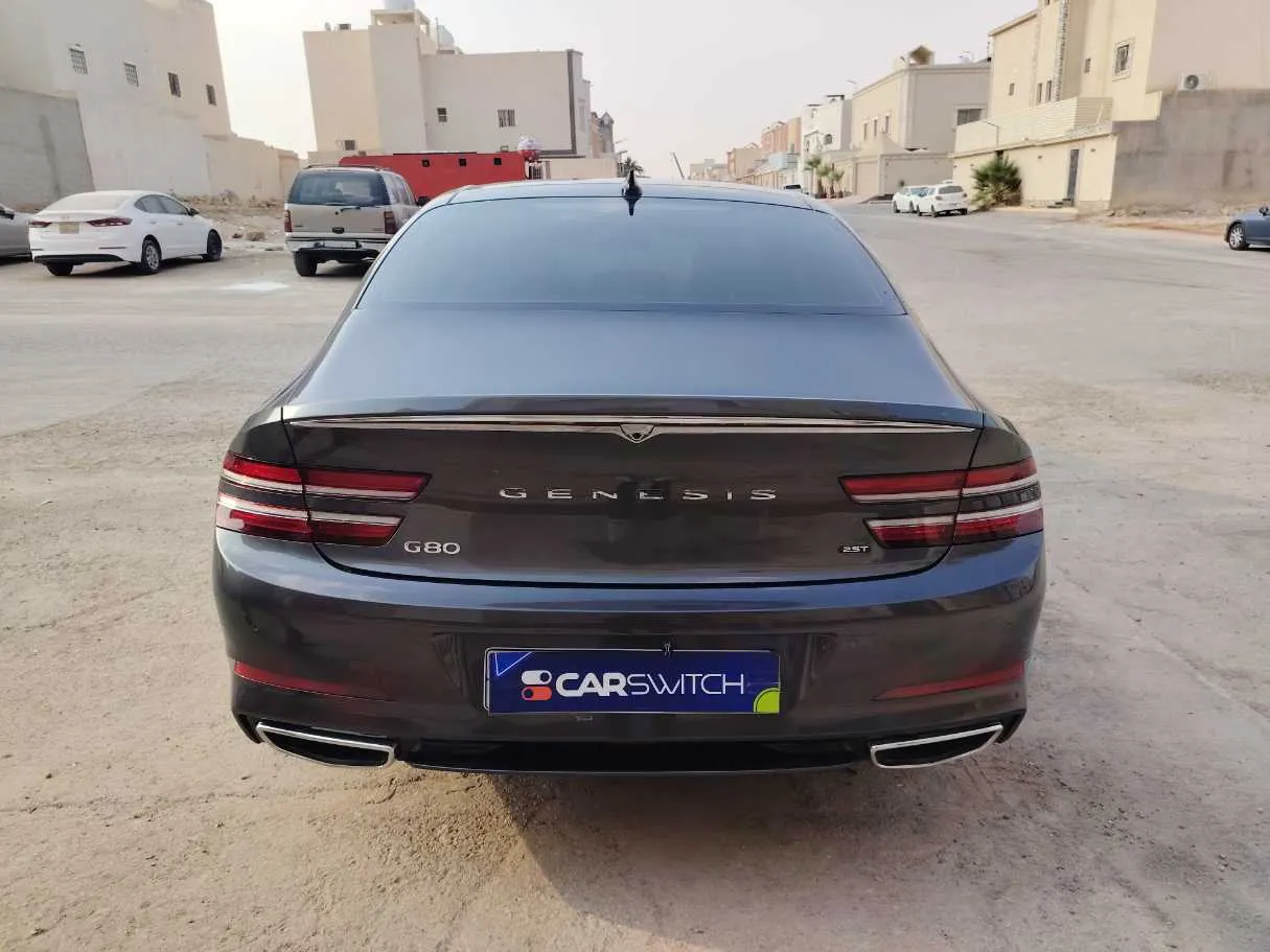 Car image 7