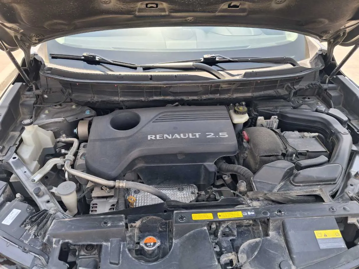 Car image 19