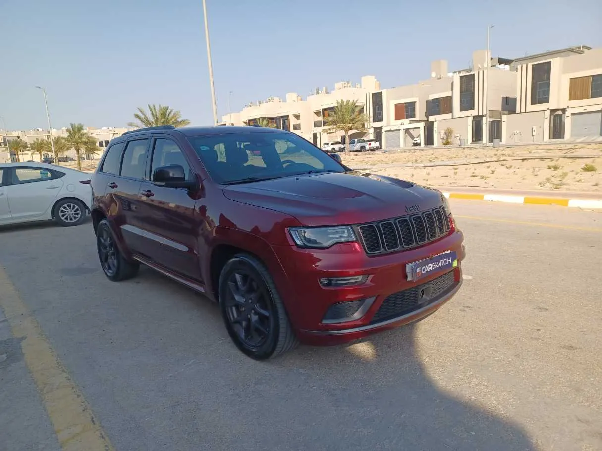 Car image 3