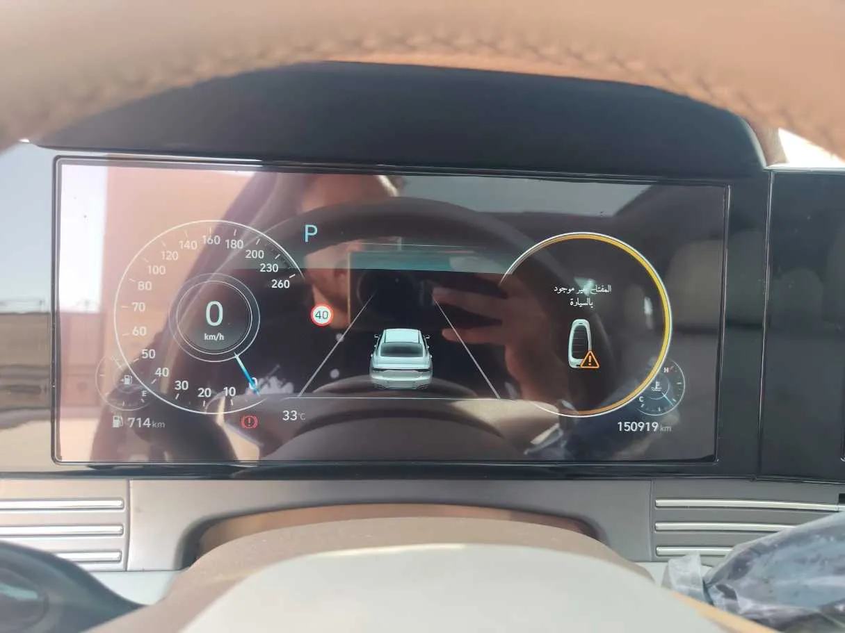 Car image 23