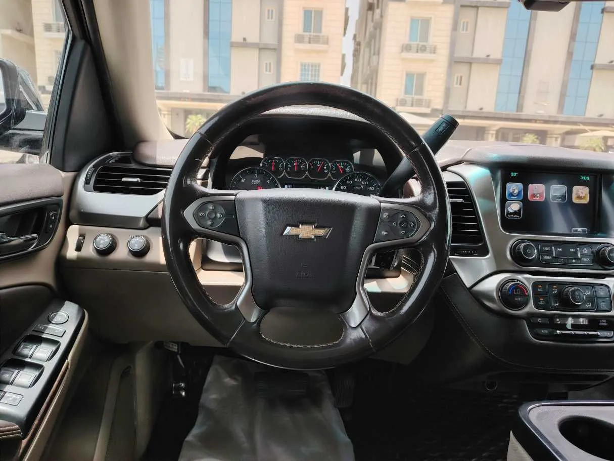 Car image 20