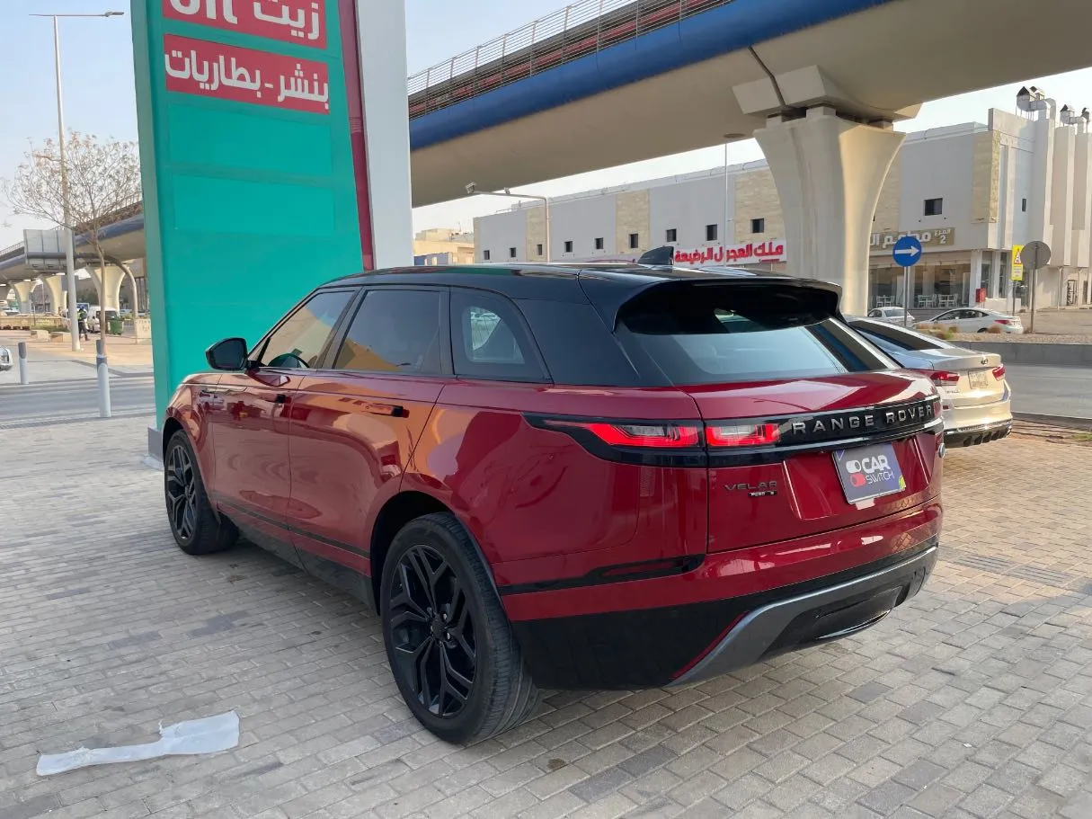 Car image 7