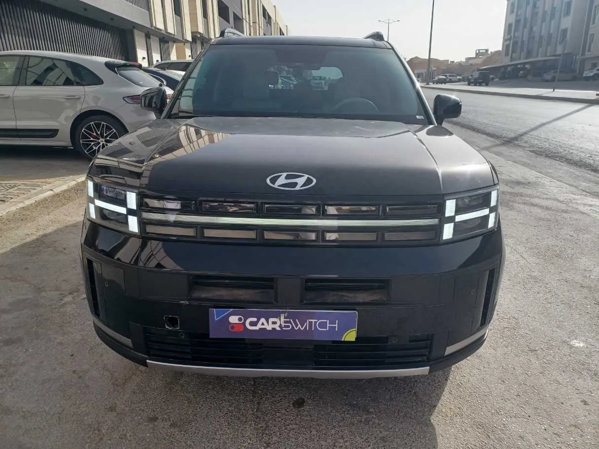 Car image 2