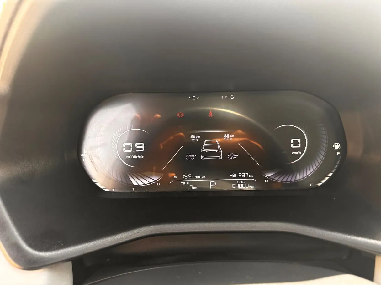 Car image 20