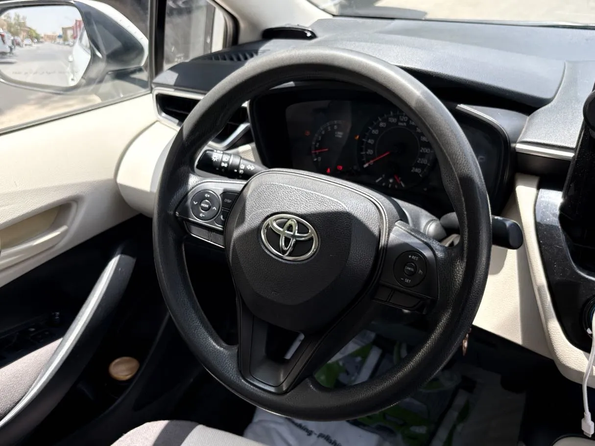 Car image 20