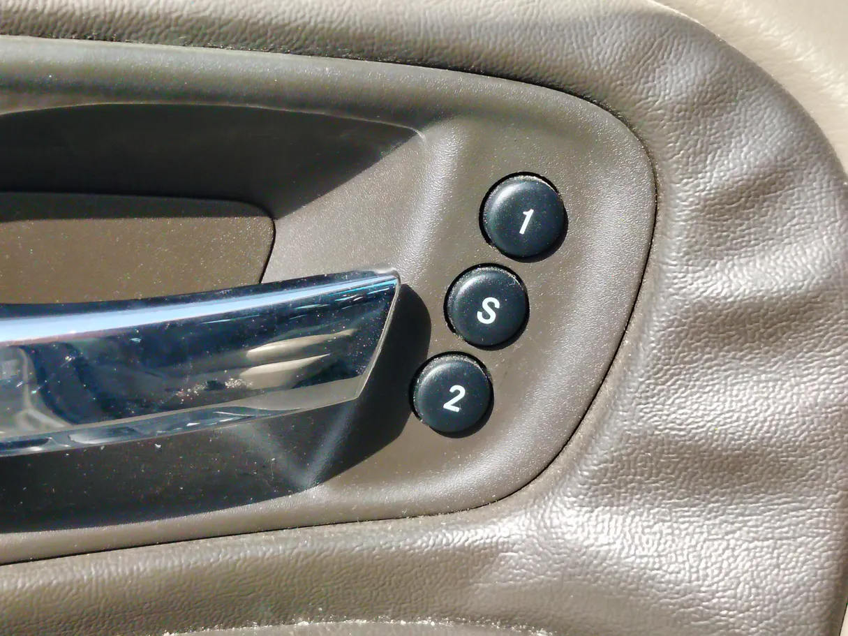 Car image 31