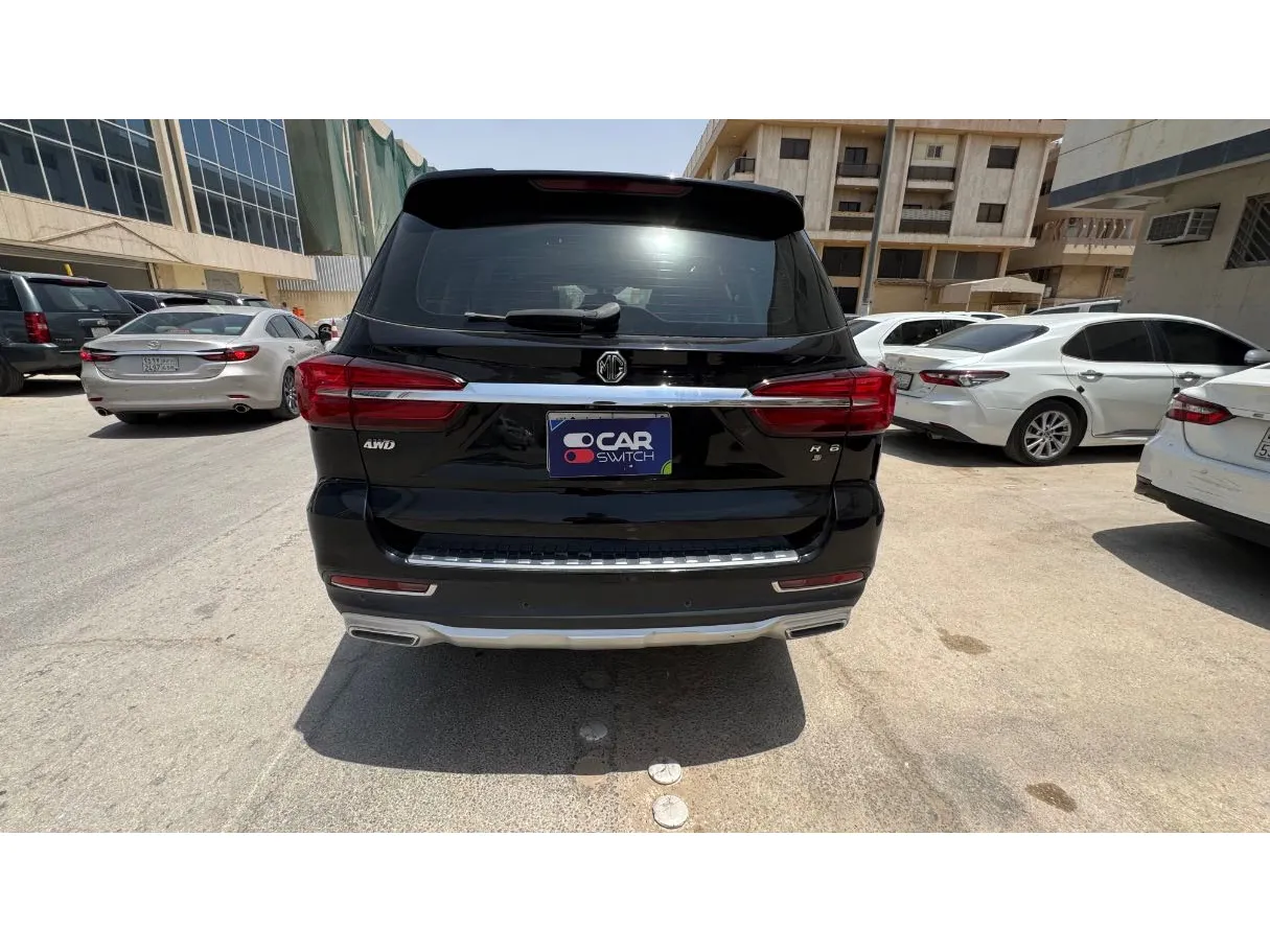 Car image 6