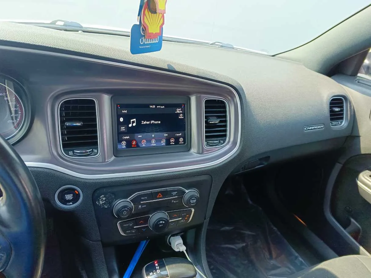 Car image 21