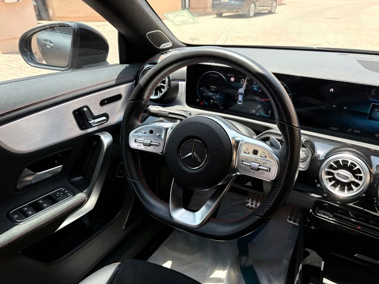 Car image 22