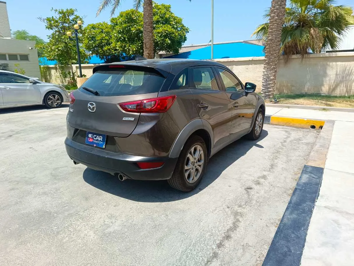 Car image 5