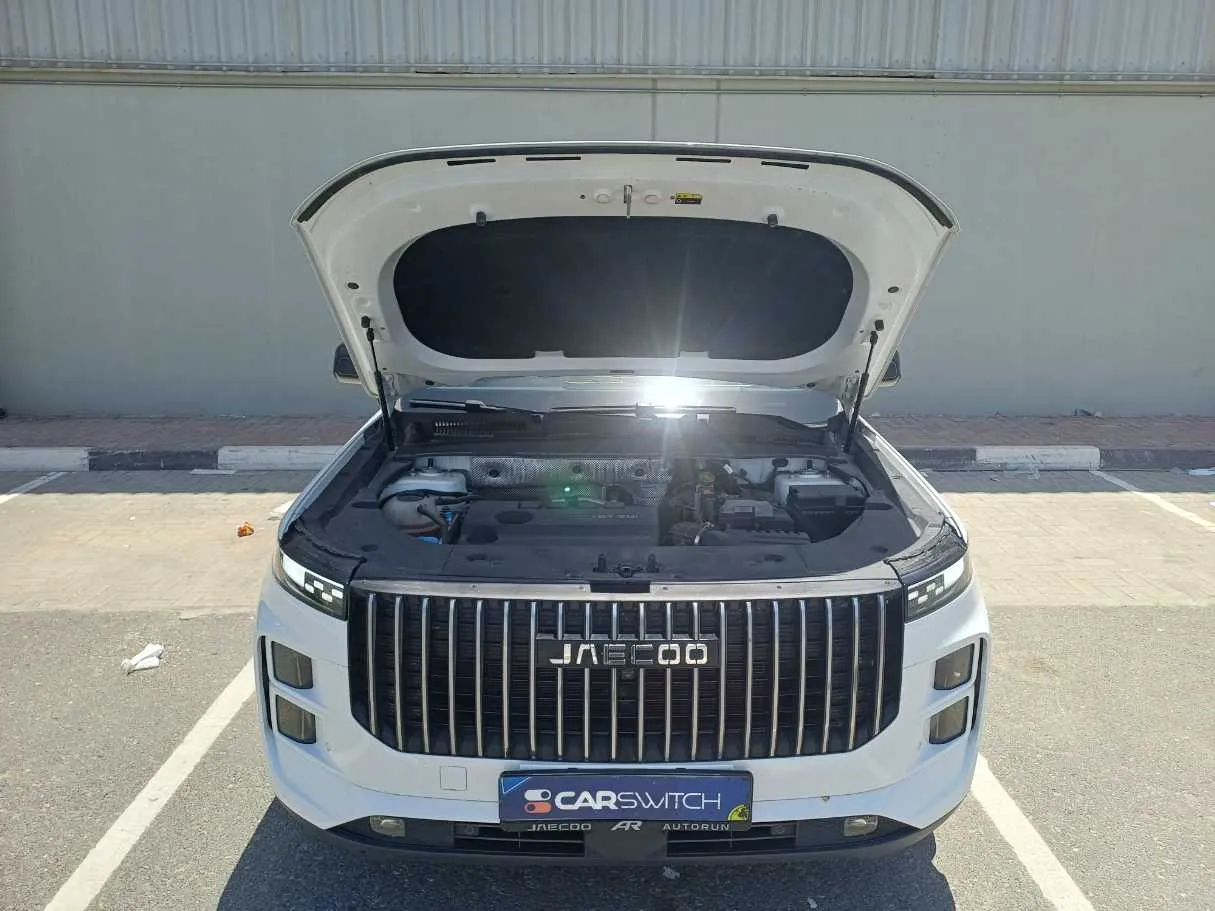 Car image 24