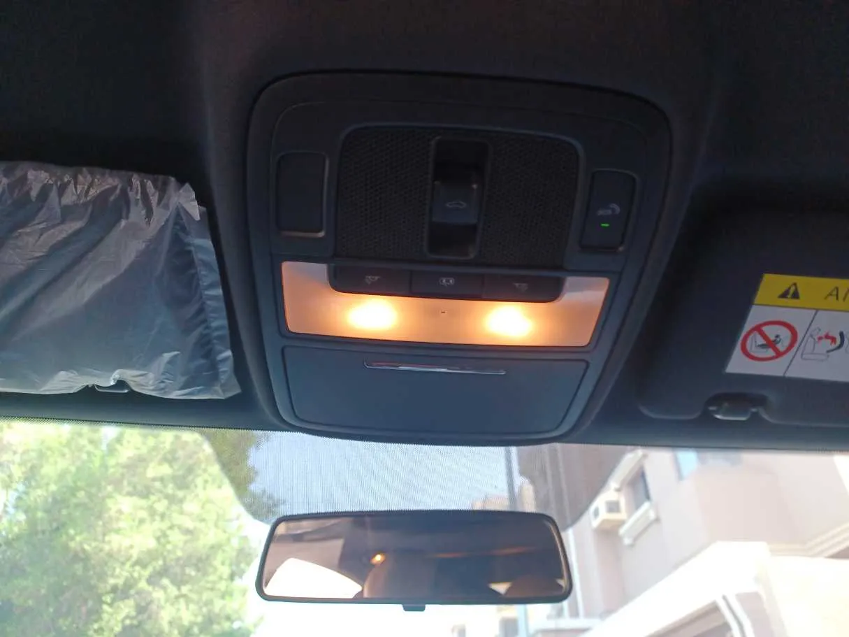 Car image 21