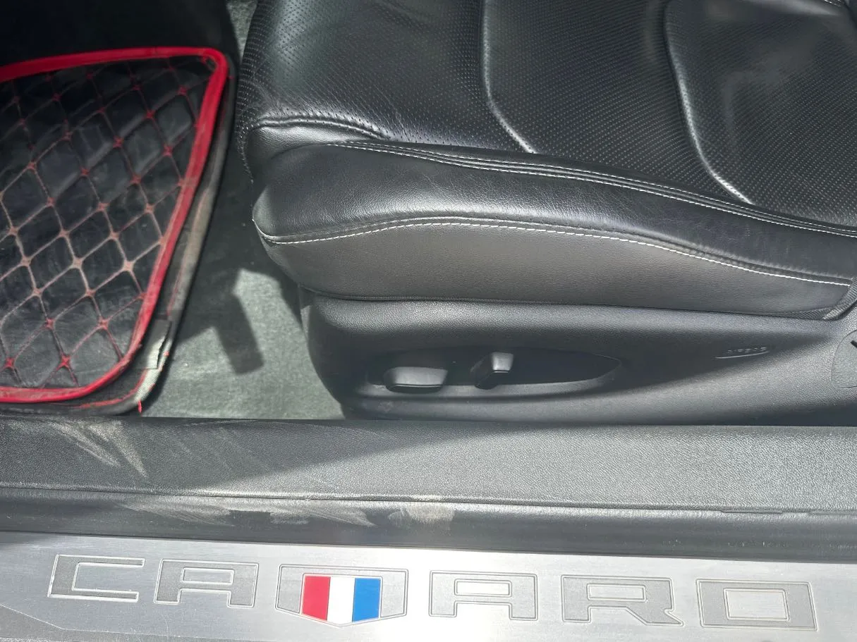 Car image 22