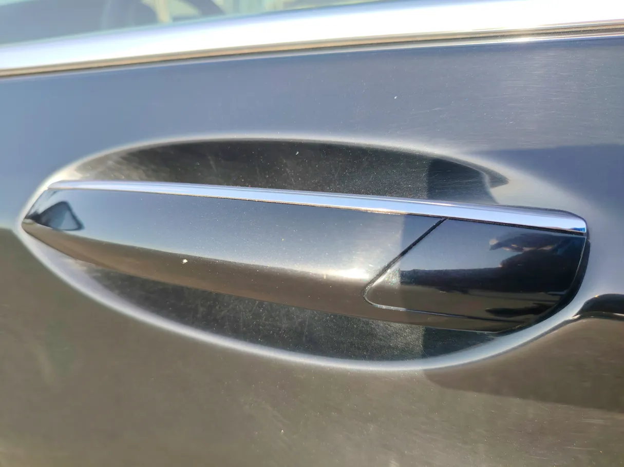 Car image 34