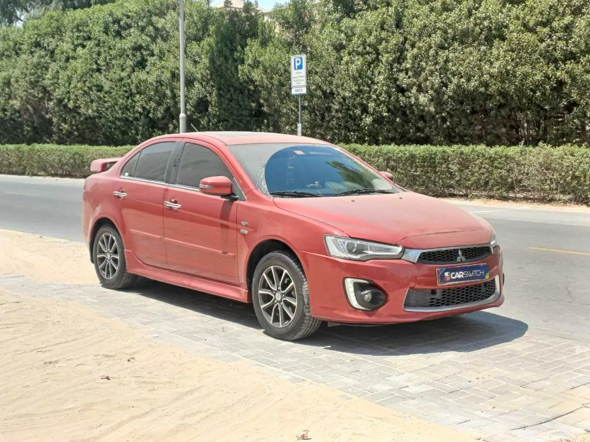 Car image 4