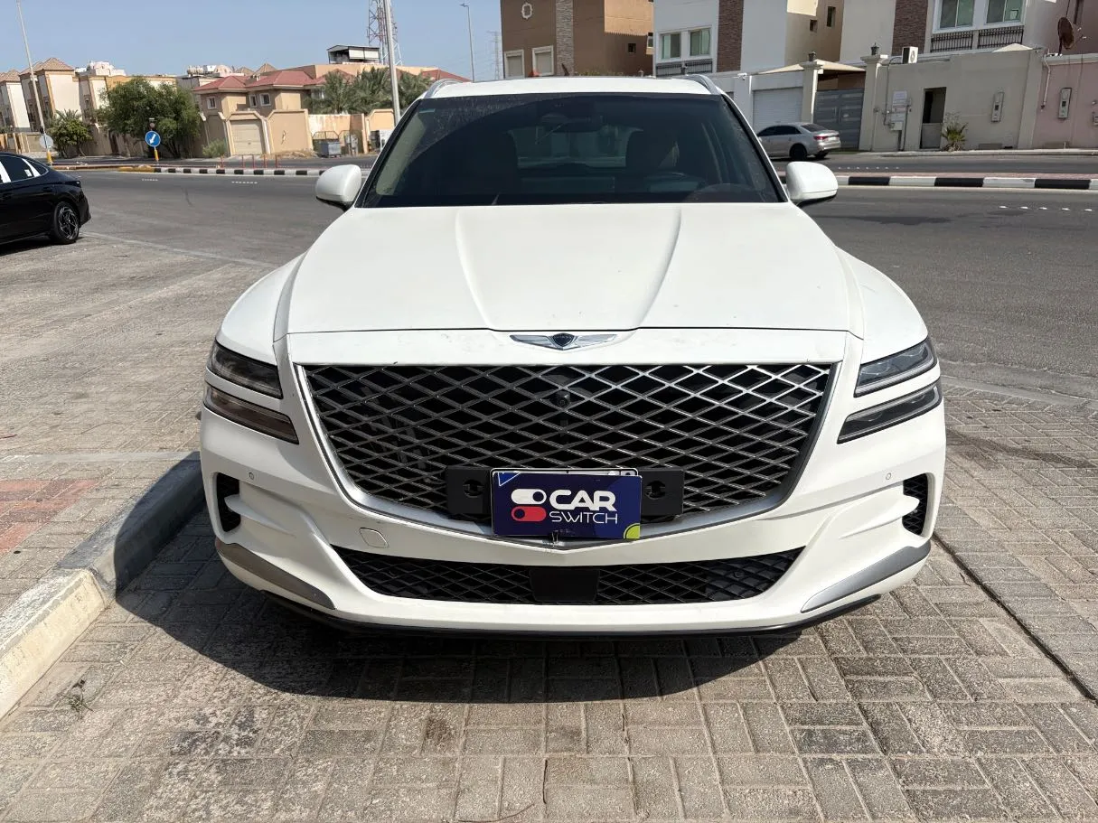 Car image 2