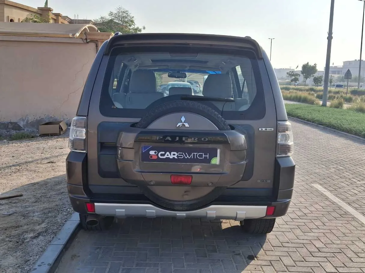 Car image 6