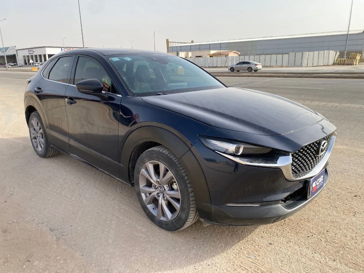 Car image 3