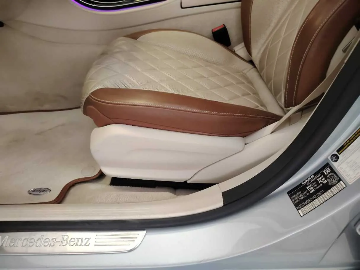 Car image 38