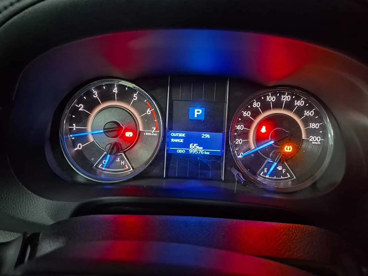Car image 22