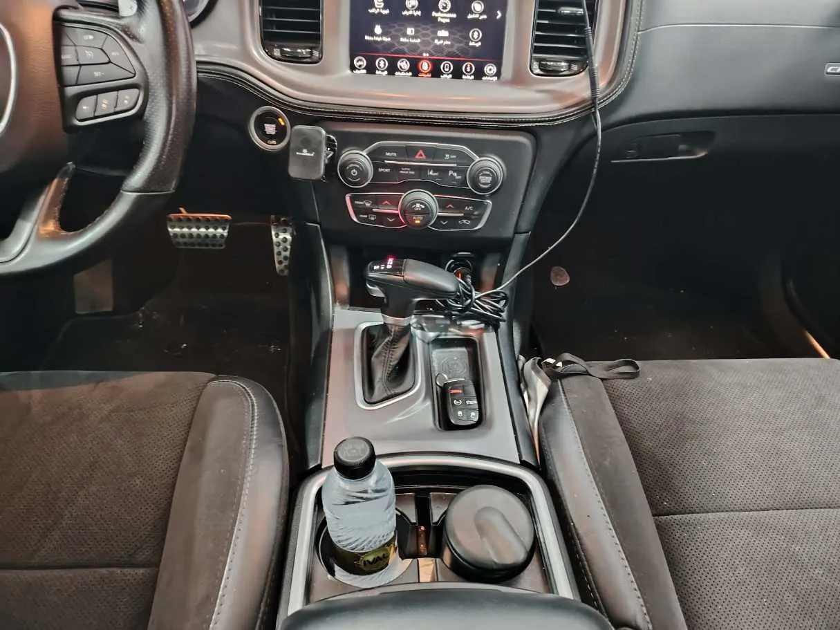 Car image 22
