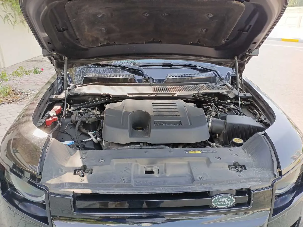 Car image 25